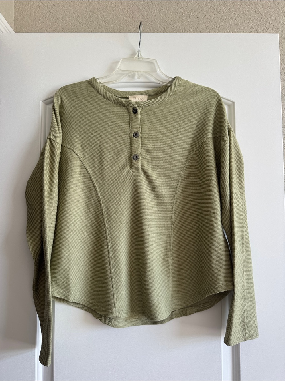 Cupio Olive Long-Sleeve Henley Pullover
